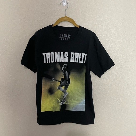 Thomas Rhett Graphic T XS - Picture 2 of 5